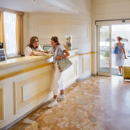 Ida Family Wellness Hotel 3*